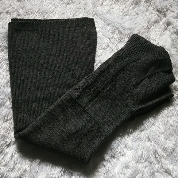 🆕 Knitt Sweater Dress - Picture 6 of 7